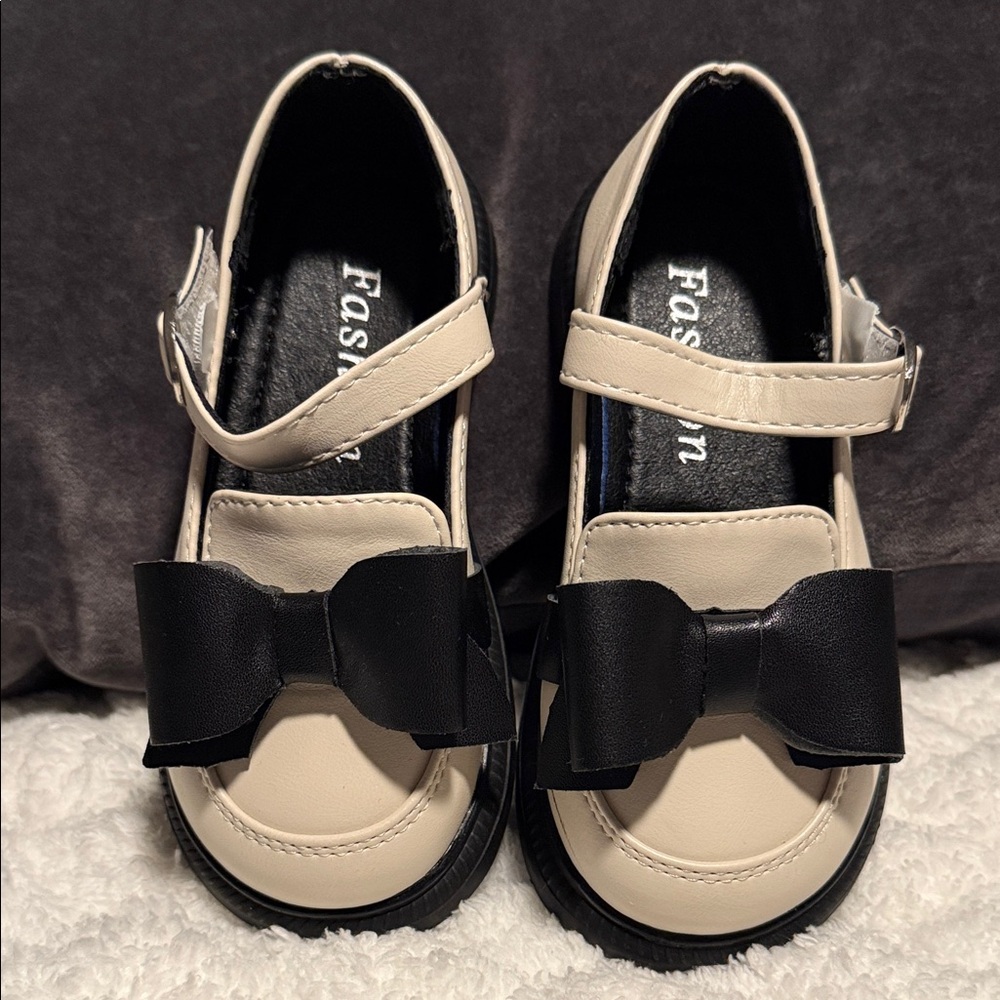 Kids Shoes with Black Bow
